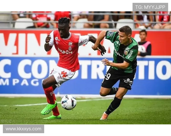 洛里昂战昂热迪昂永瓦领衔首发